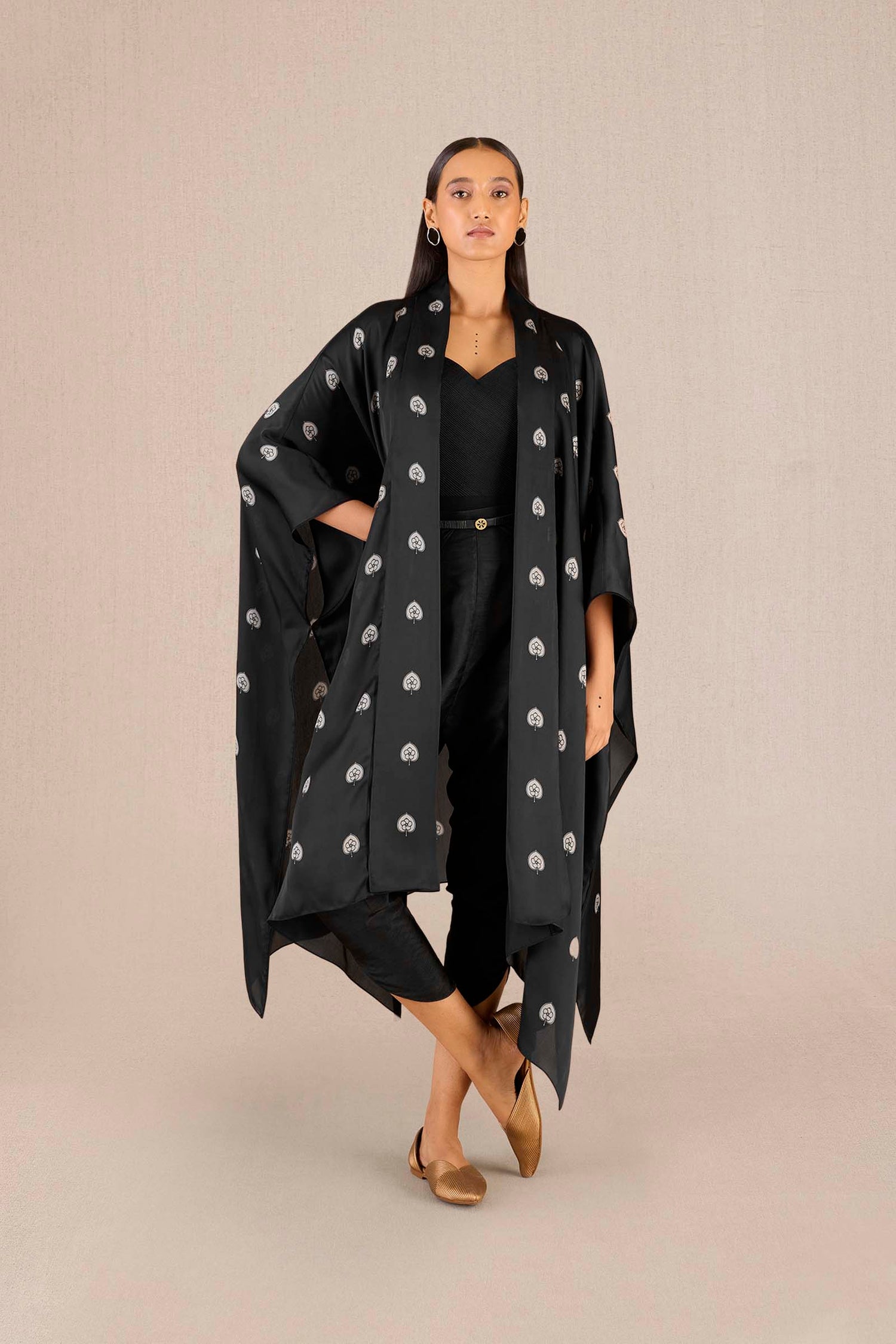 Organza Umaya Cape Set – Black