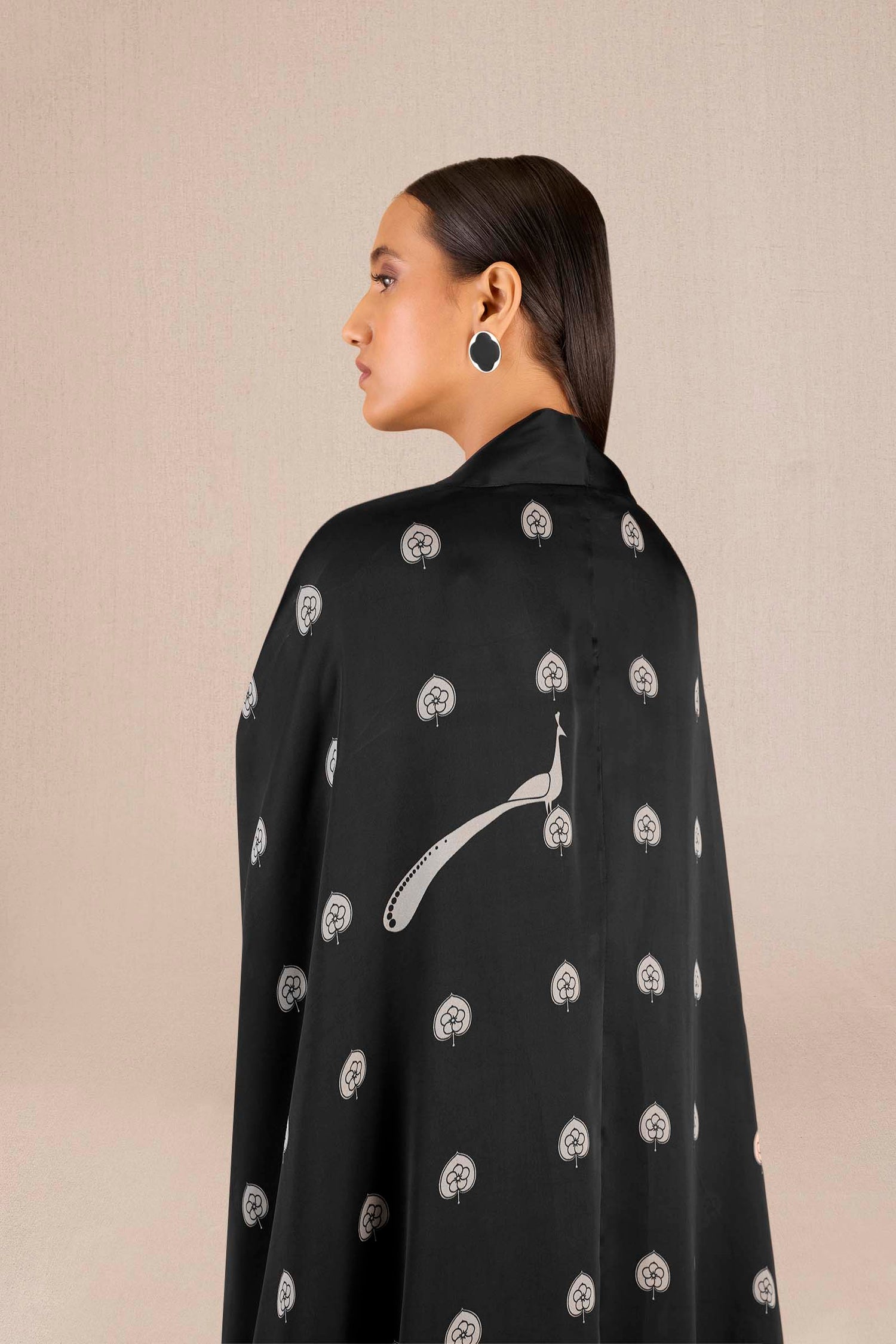 Organza Umaya Cape Set – Black