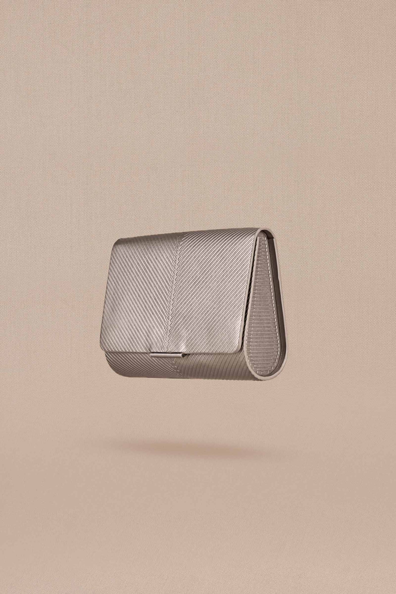 Faux Leather Zehra Clutch – Metallics