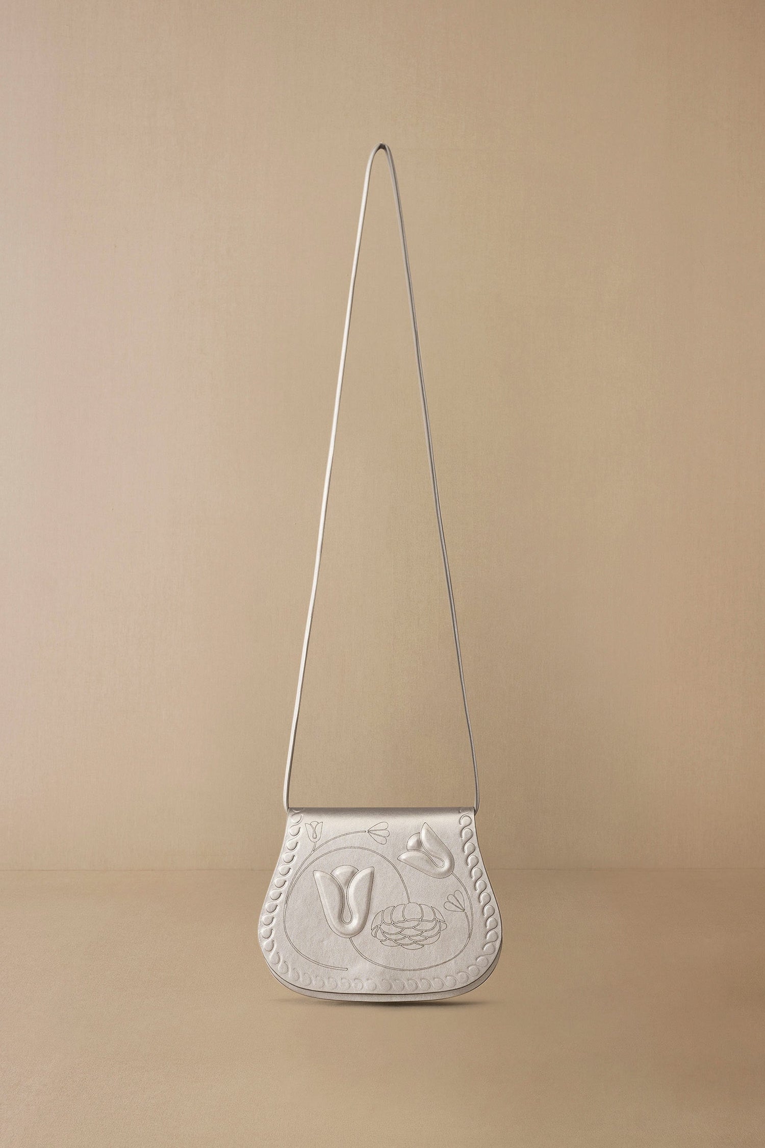 Faux Leather Alaida Sling Bag – Metallics