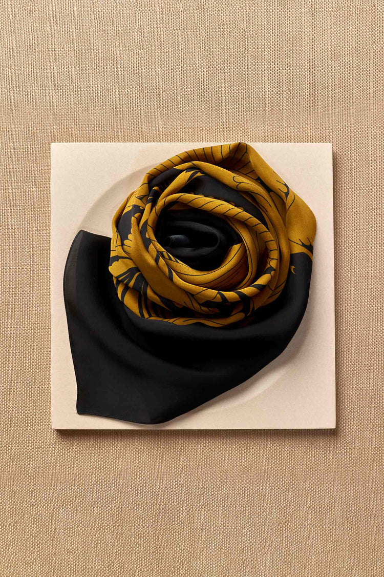 Zeenat Scarf