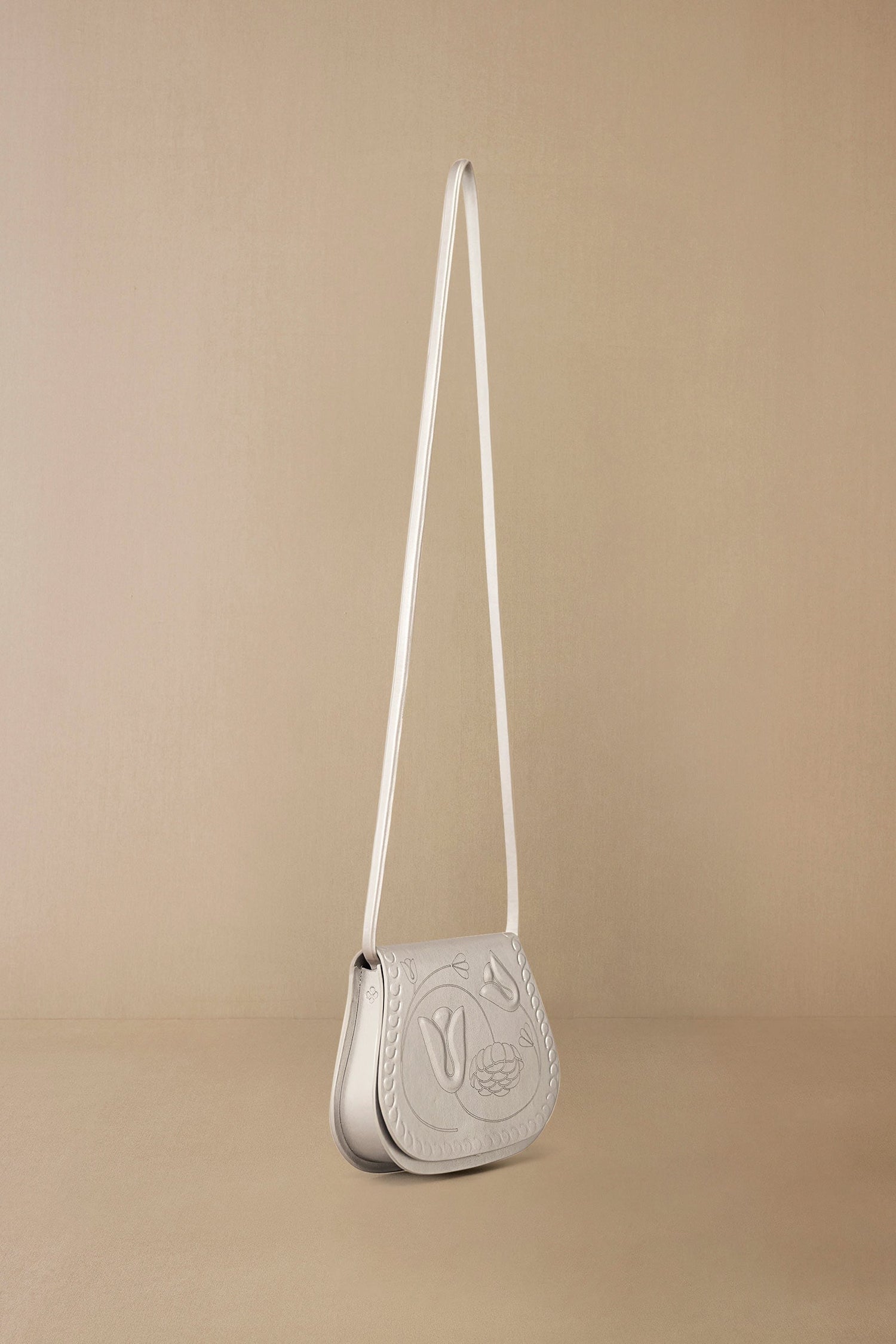 Faux Leather Alaida Sling Bag – Metallics