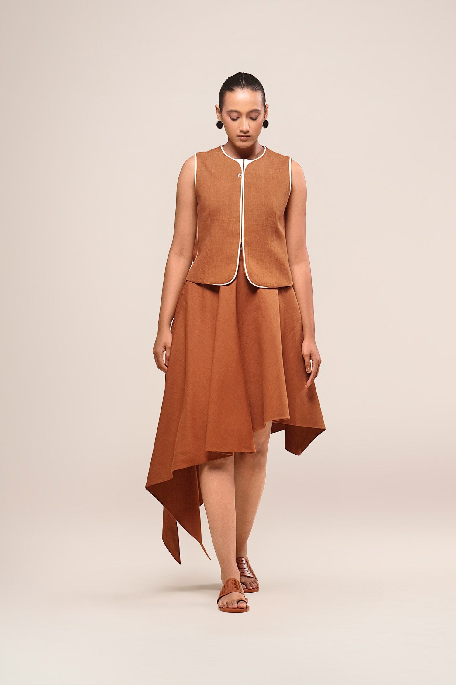  Linen Rumi Waistcoat – Beige