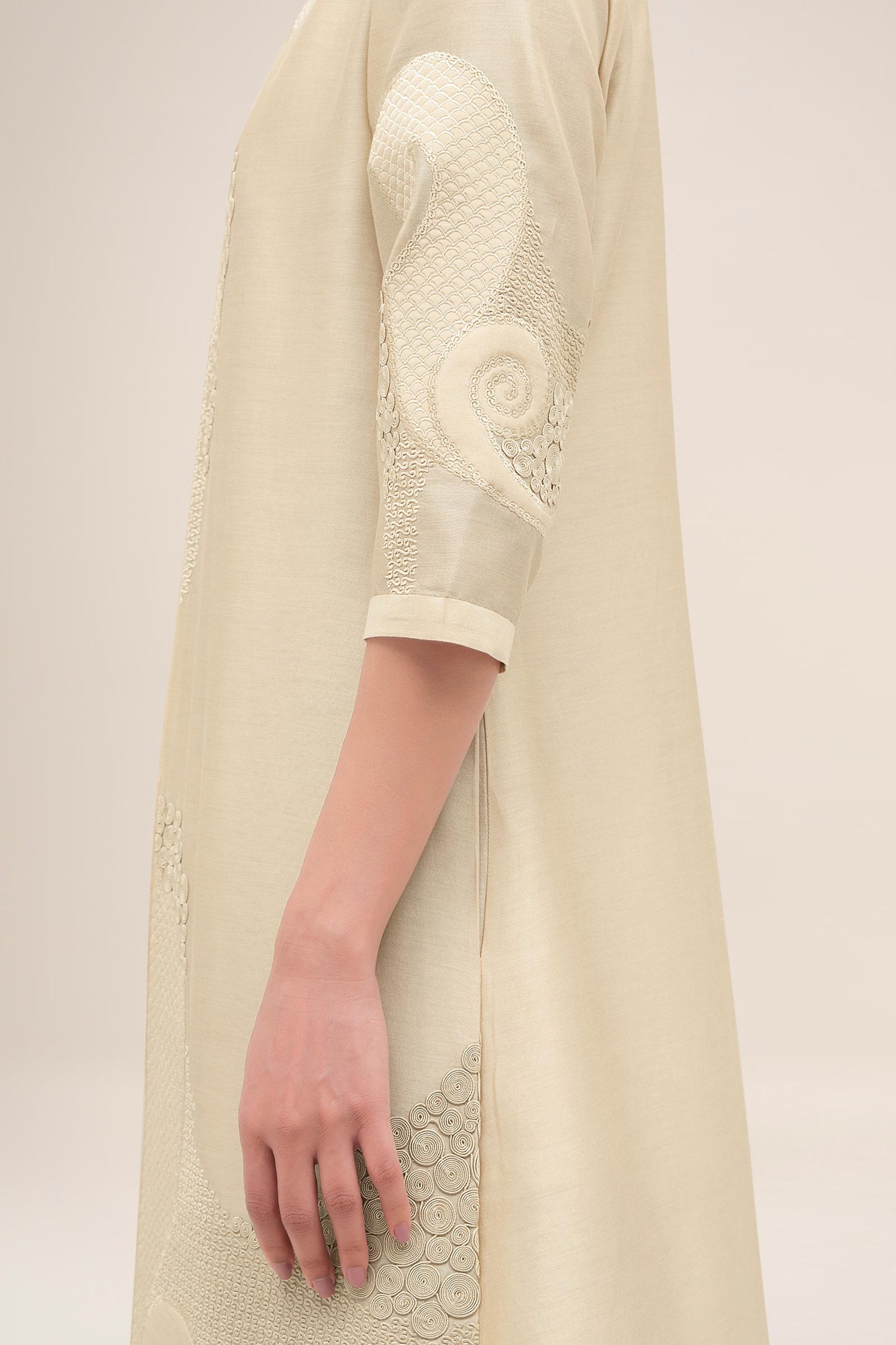  Chanderi Rida Jacket Set – Beige