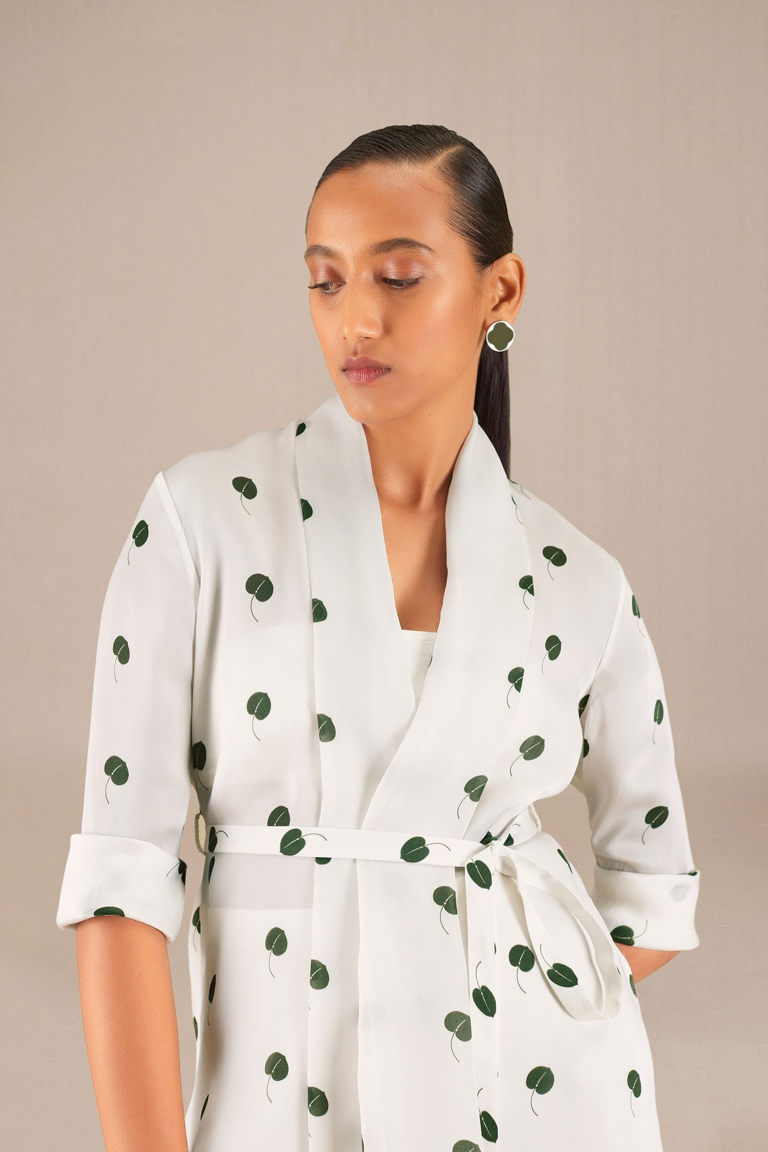 Elian Cape Set - Ivory 