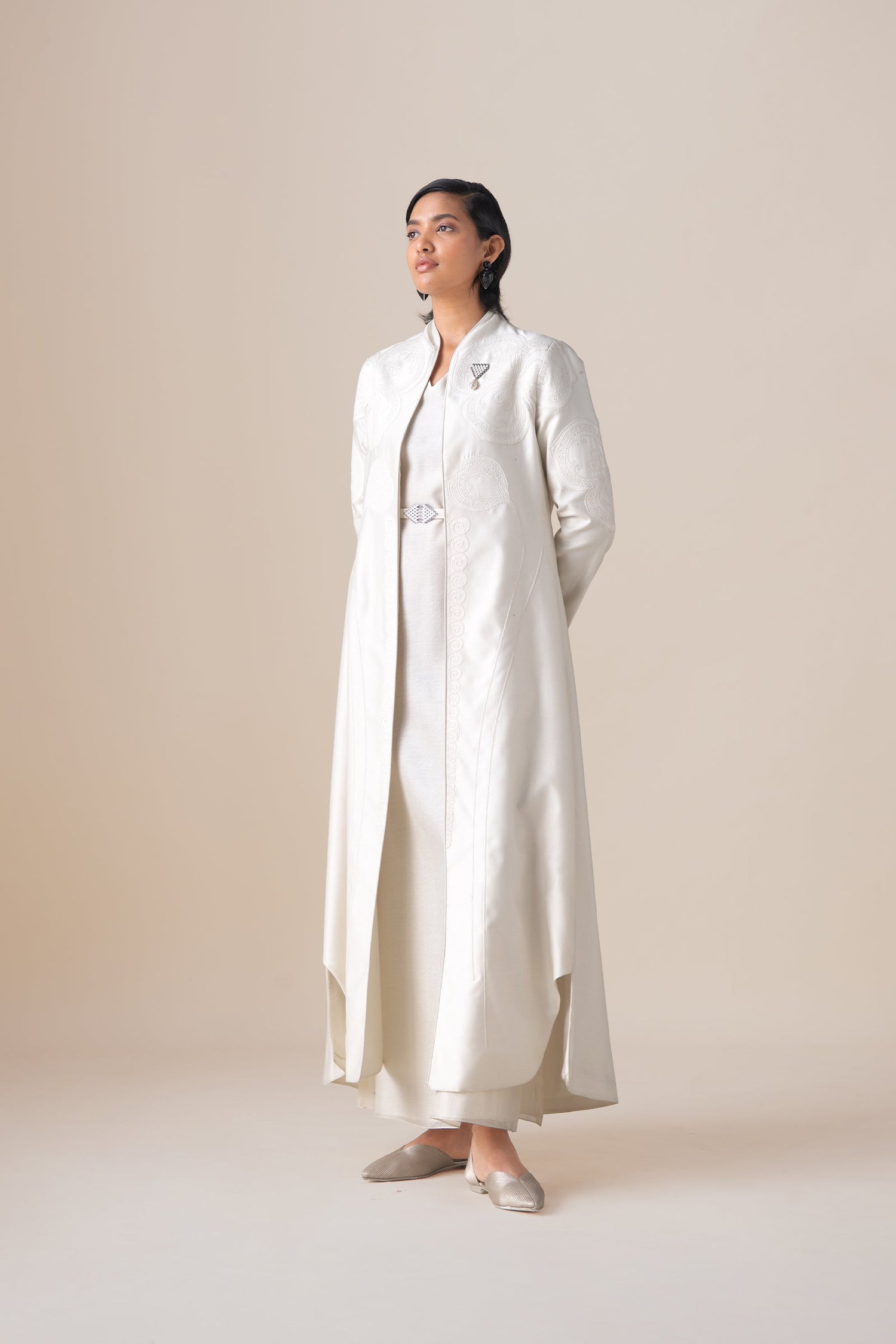    Chanderi Aluna Jacket Set – Ivory