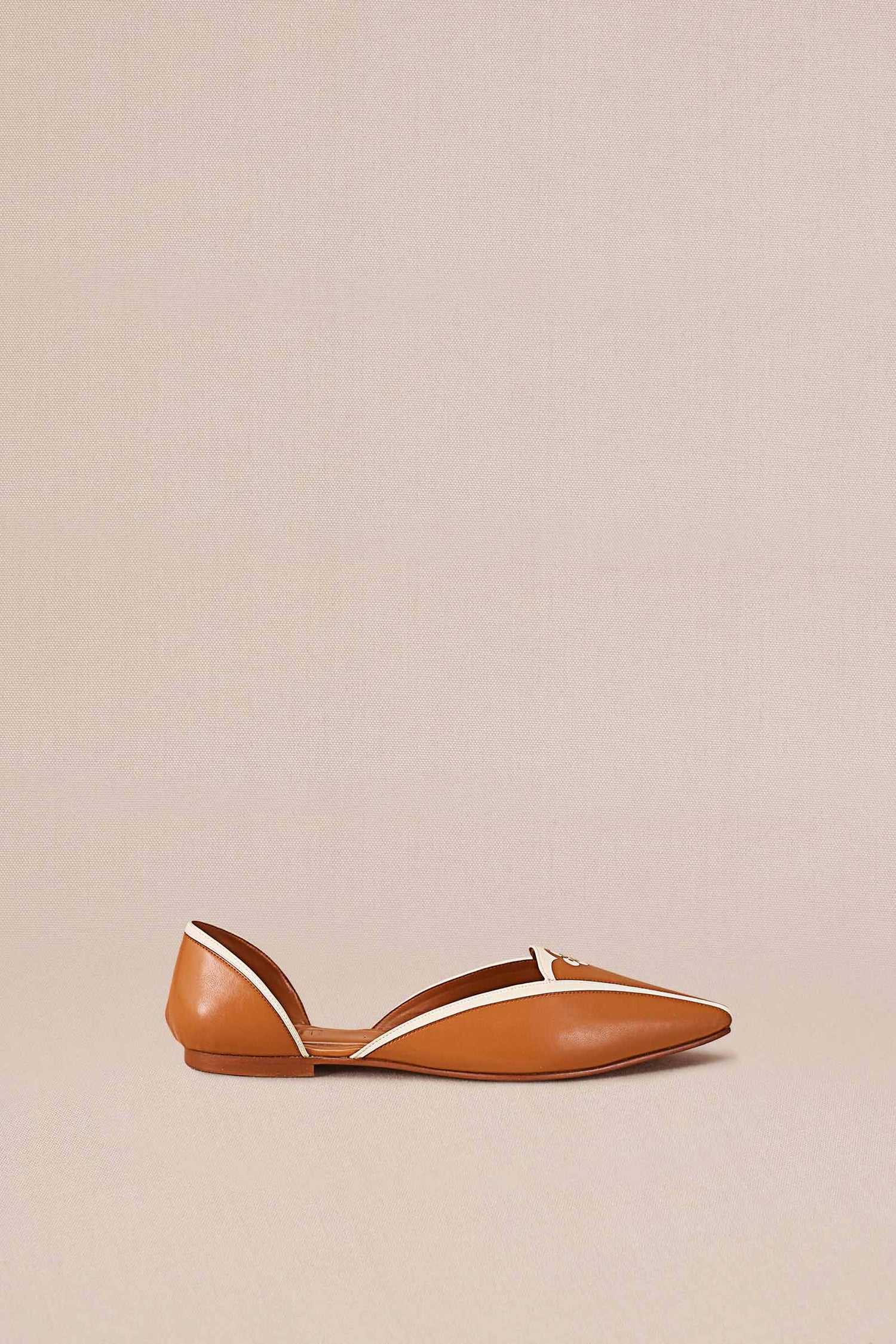 Elena Point Toe Flats - Tan