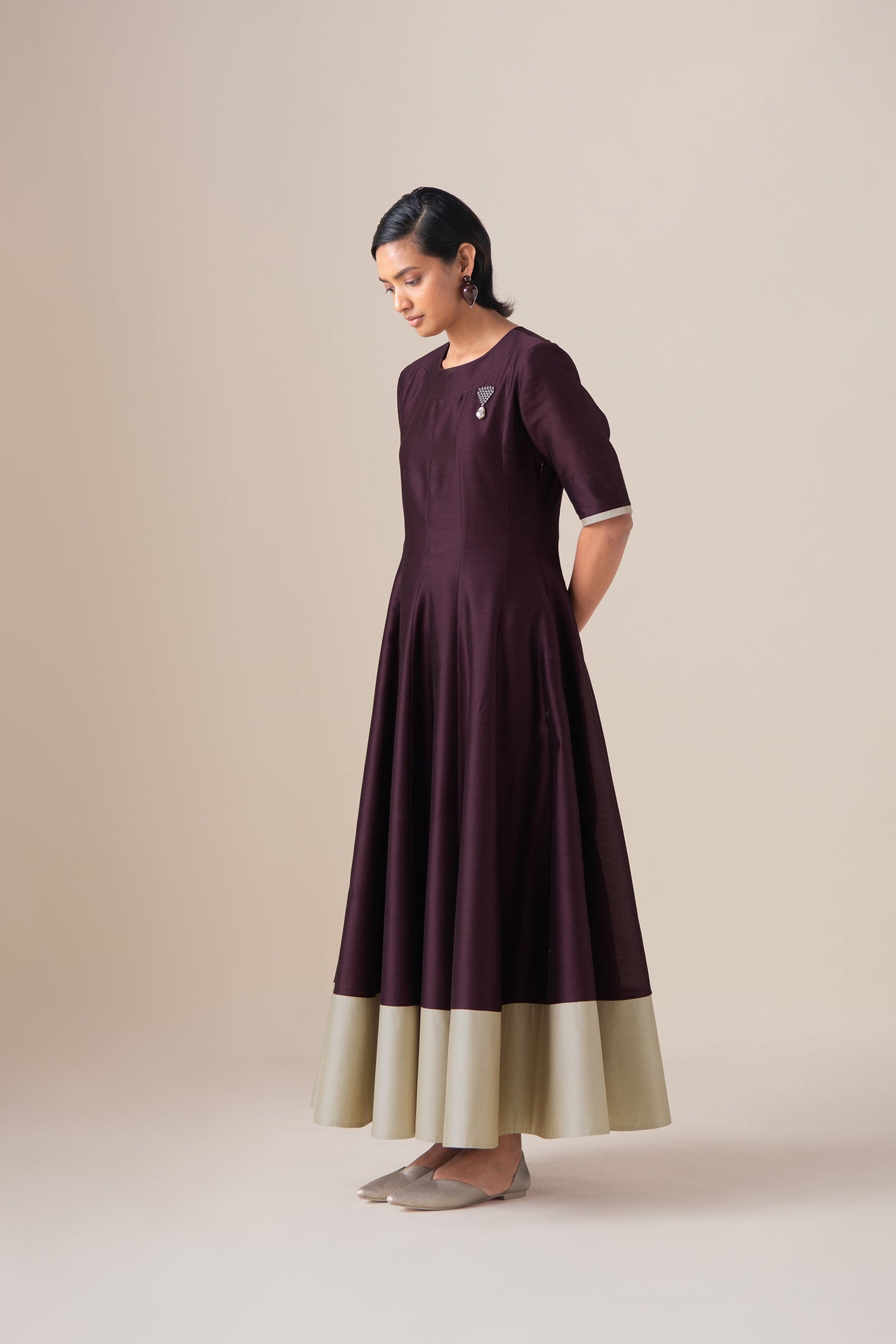  Chanderi Omira Kurta Set – Red