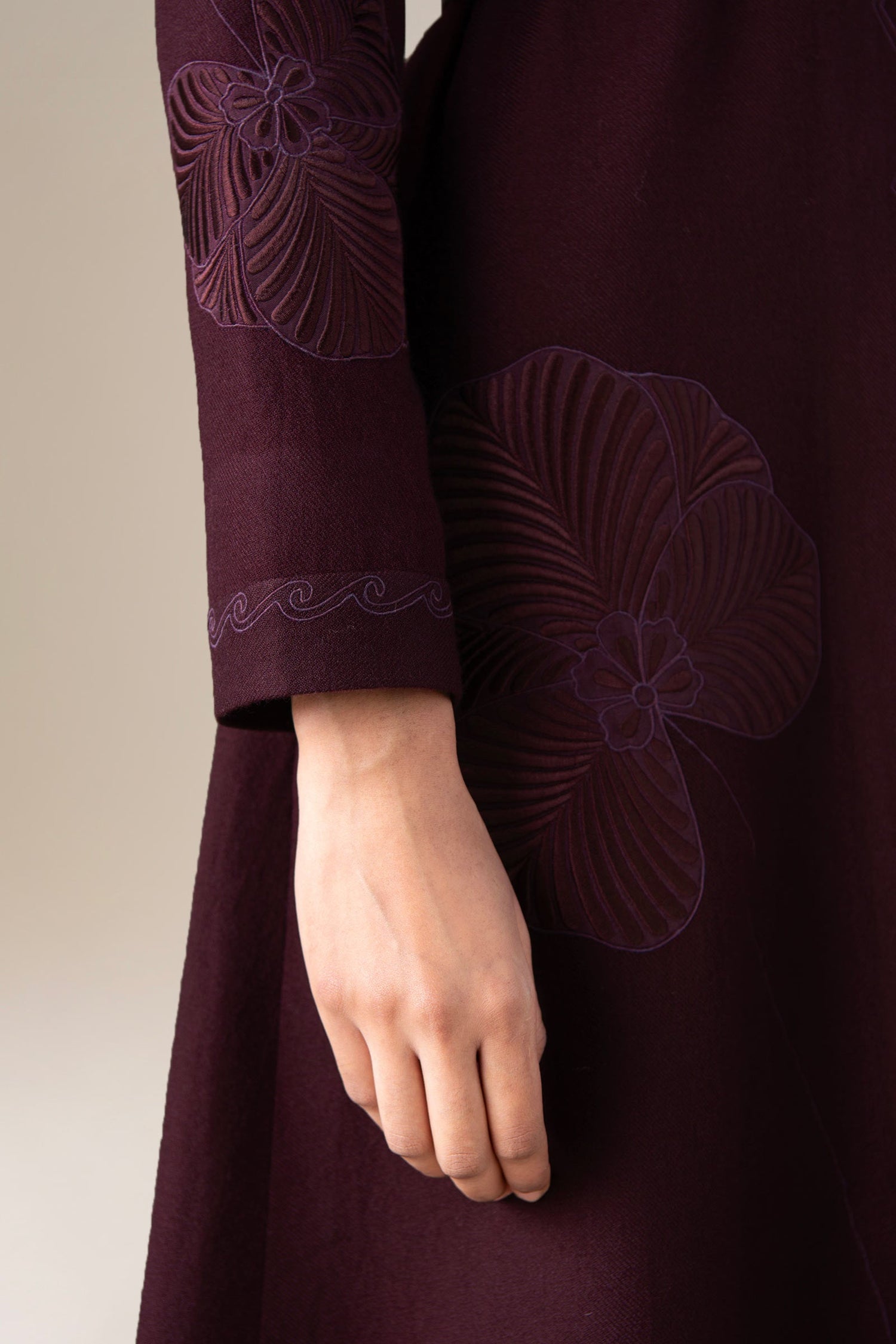  Wool Nahid Abaya Set – Red