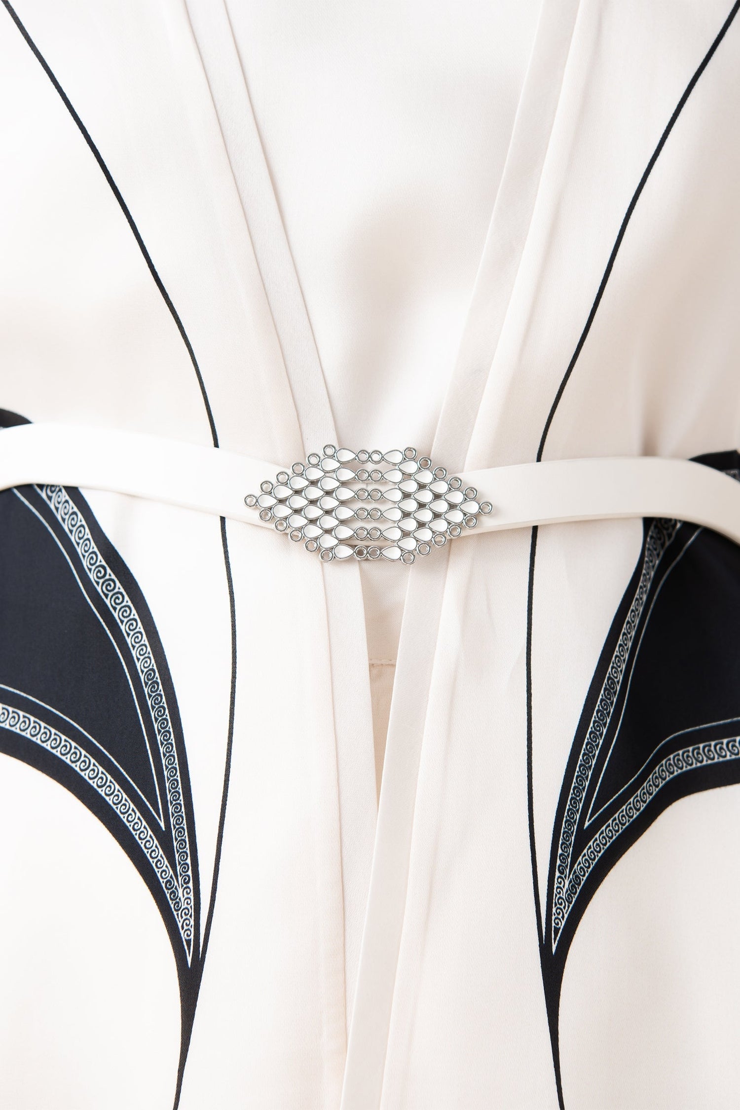  Organza Veya Cape – Ivory