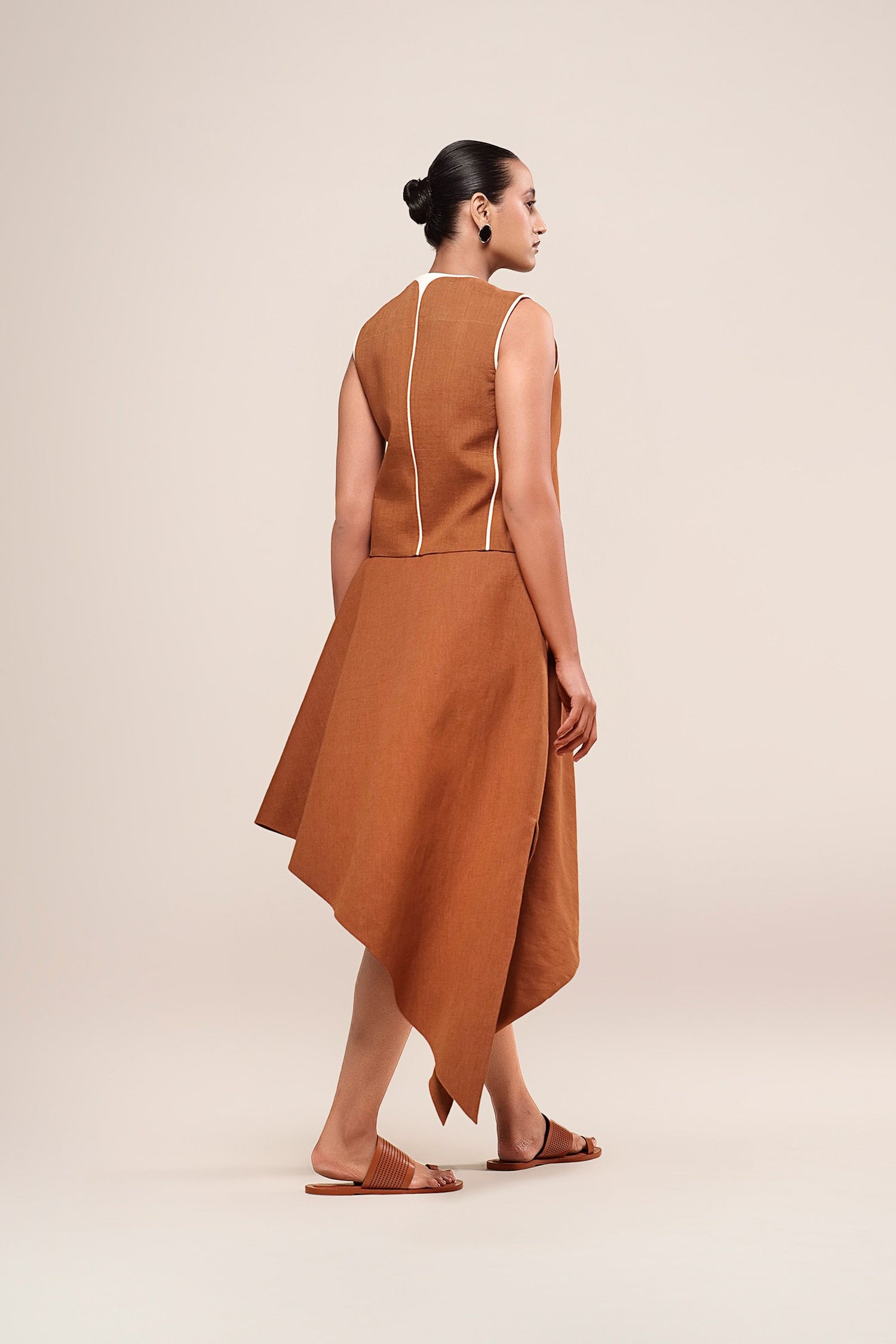  Linen Rumi Waistcoat – Beige