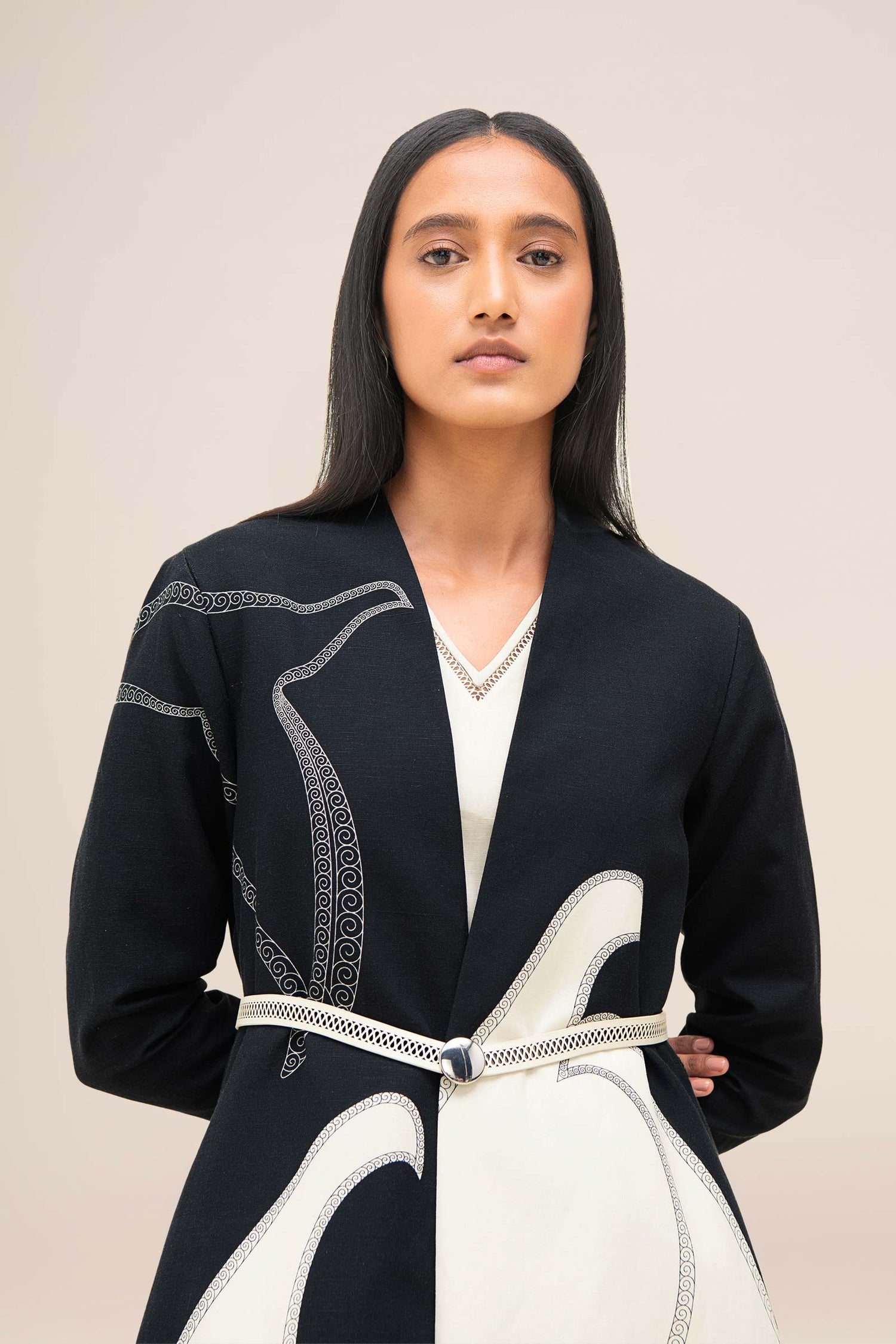  Linen Zenaida Abaya Set – Black