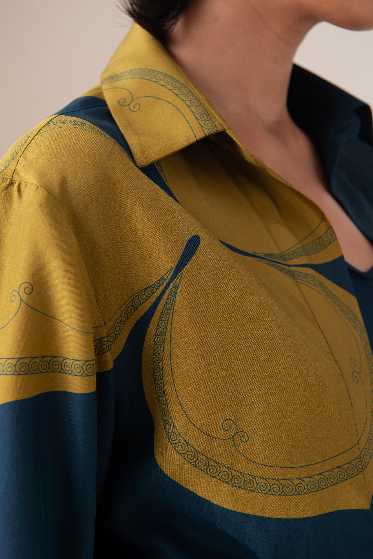  Habutai Arin Shirt – Blue